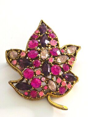 VINTAGE BROOCH PIN SIGNED REGENCY SHADES PINK PURPLE RHINESTONES